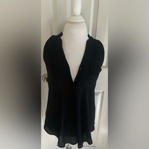 Lush Sleeveless blouse